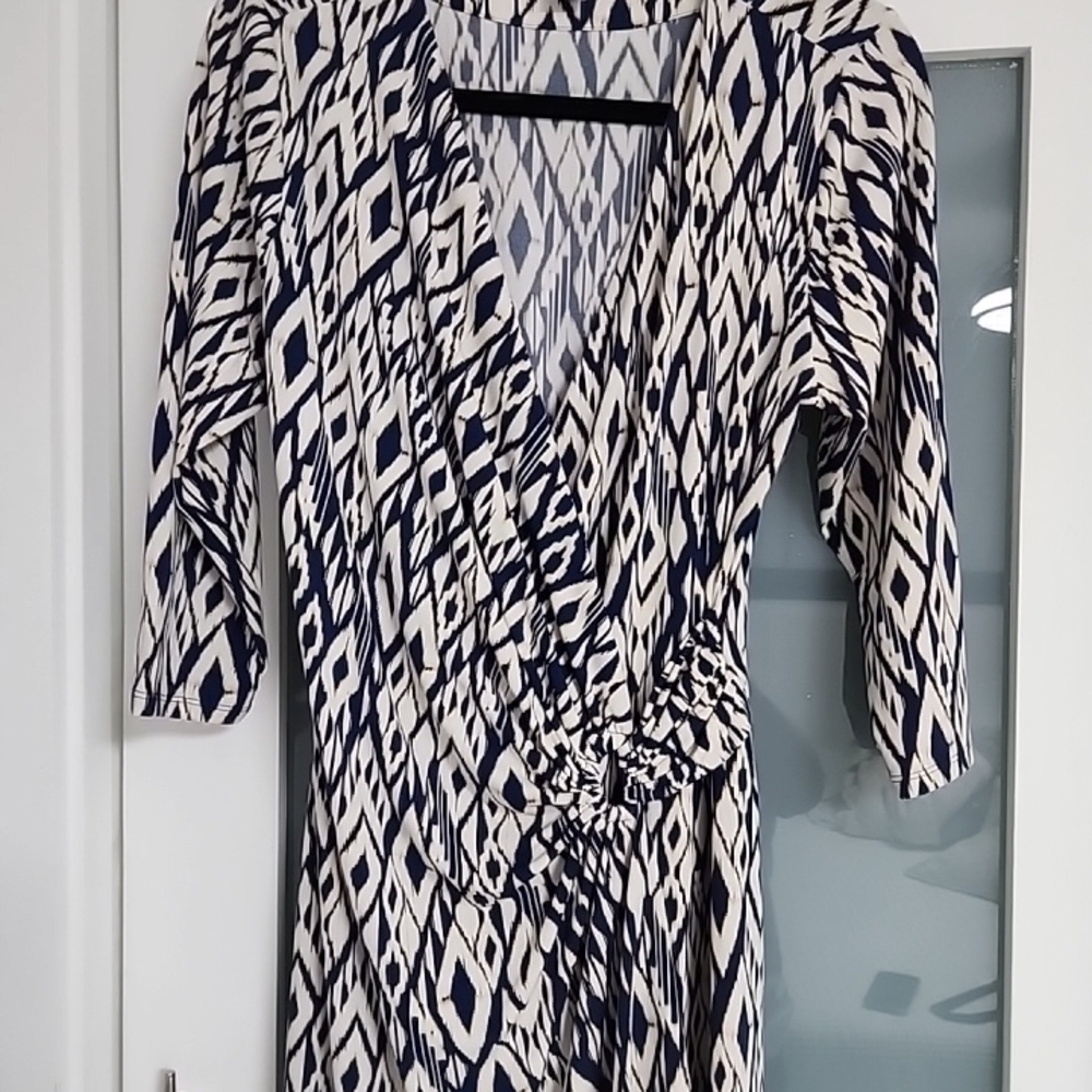 Tommy Bahama Navy & White Geometric Wrap Midi Dress - Picture 5 of 9